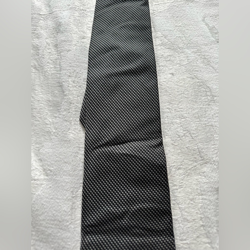 Two ties - Picture 2 of 6